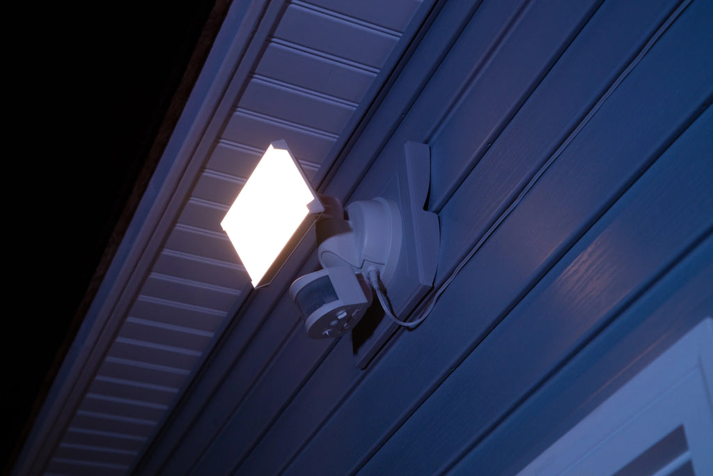 Solar Three Head LED Motion Sensing Security Flood Light, White, 2000 Lumen U90562