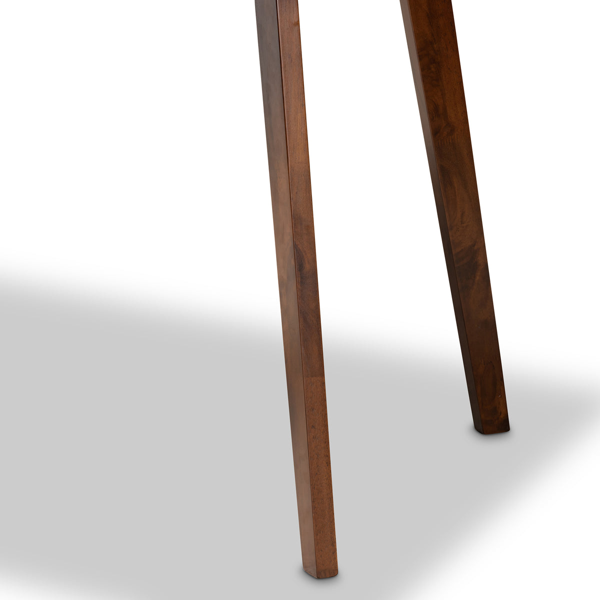 Walnut Brown Rectangular Wood Dining Table W659585