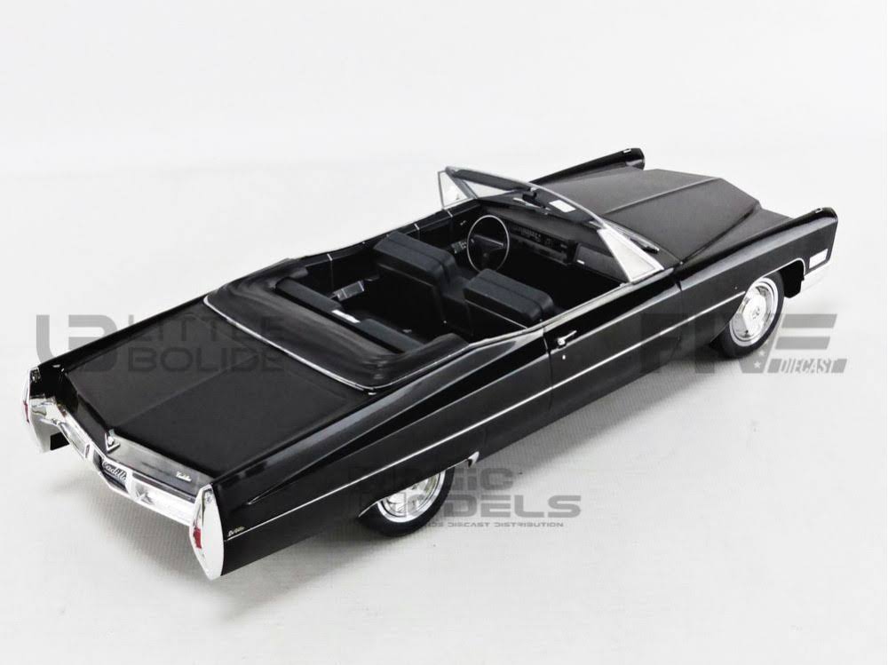 1/18 Cadillac DeVille Convertible 1967 B450