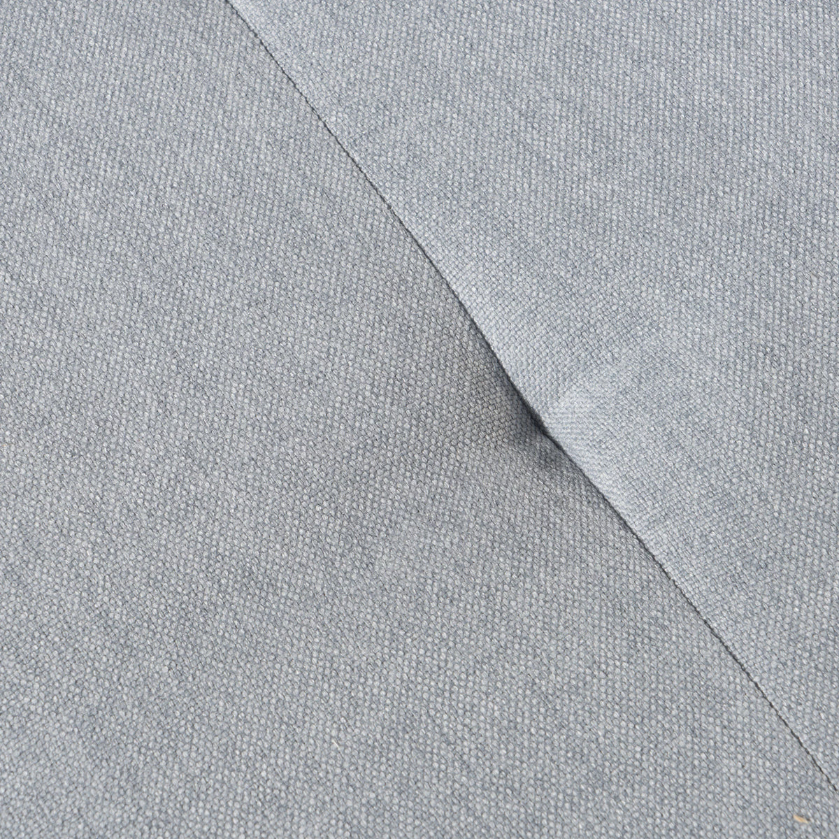 Light Grey Tufted Rectangular Ottoman D5551