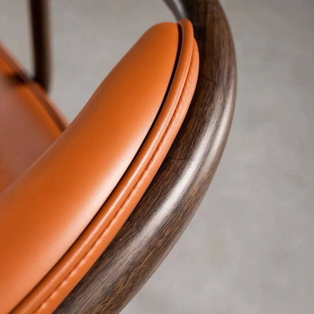 Nordic Retro Leisure Office Chair Leather Armchair Swivel Chair W830314