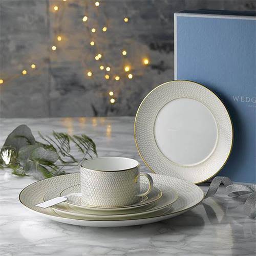 Two-Tier Cake Stand U3482