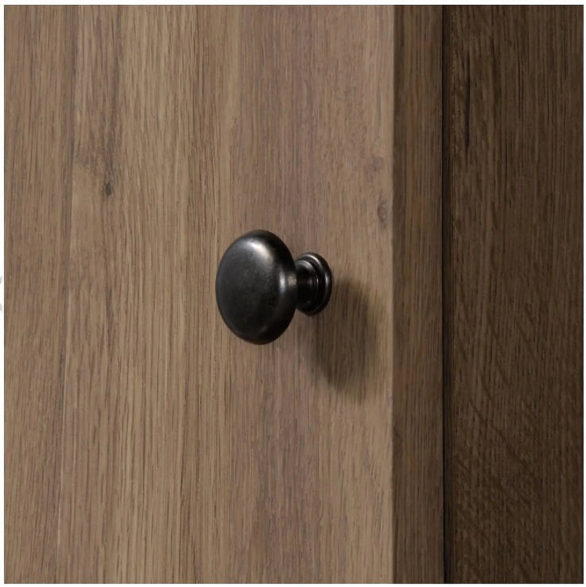 Hutch R7343