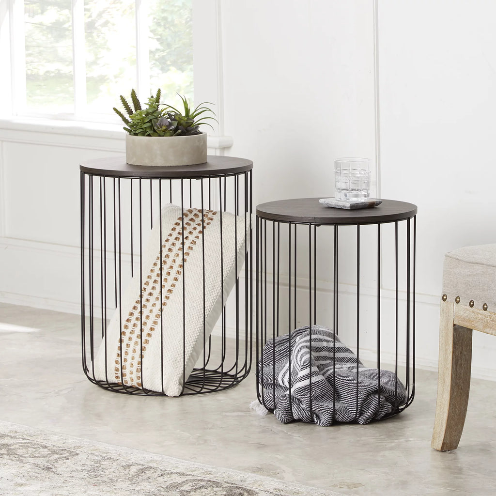 Set of 2 Walnut Finish Nesting Tables K968072