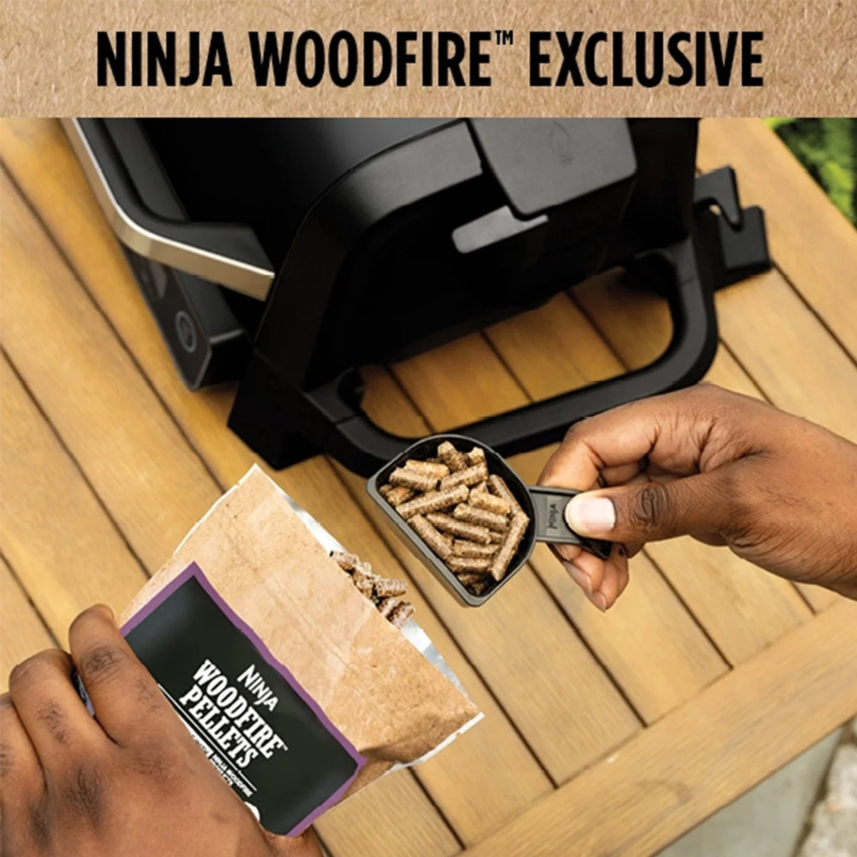Restored 7-in-1 Outdoor Grill & Smoker and Air Fryer F982