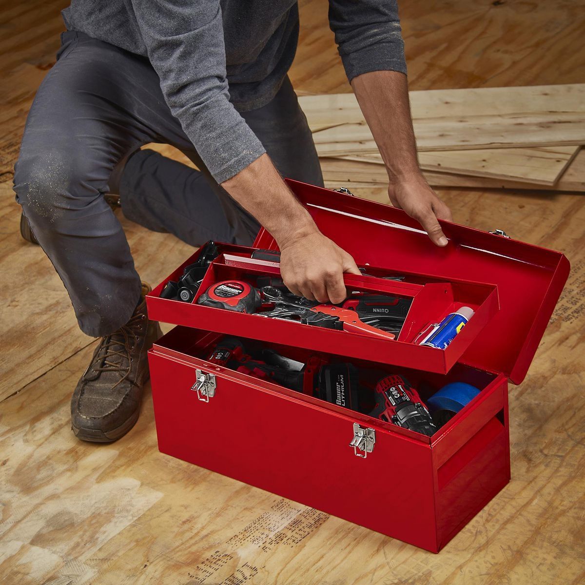 21 in. Steel Toolbox V522536