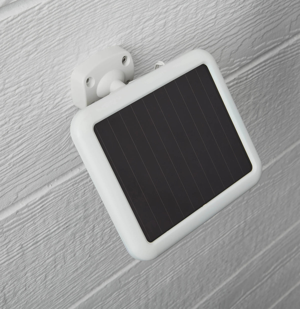Solar Three Head LED Motion Sensing Security Flood Light, White, 2000 Lumen U90562