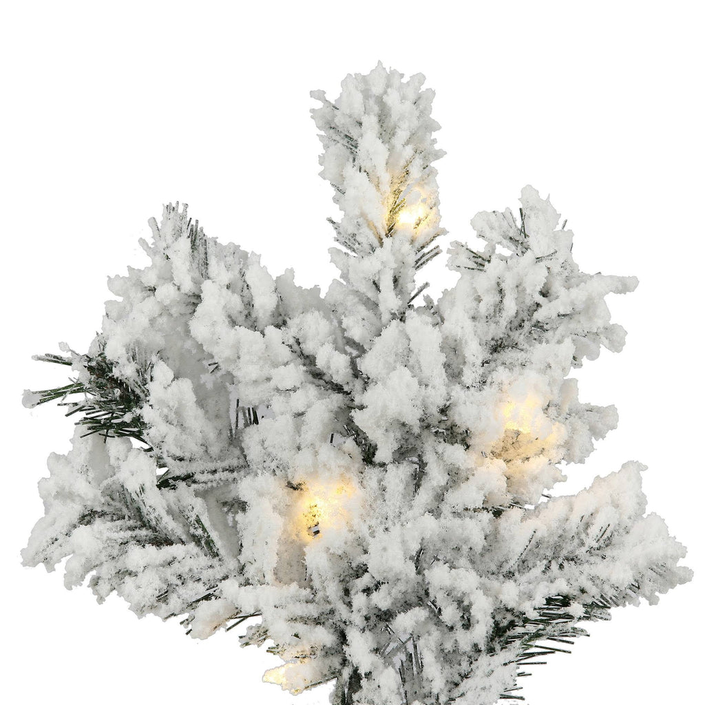 7.5 ft Flocked Alaskan Tree with 900 Warm White LED Lights T4549