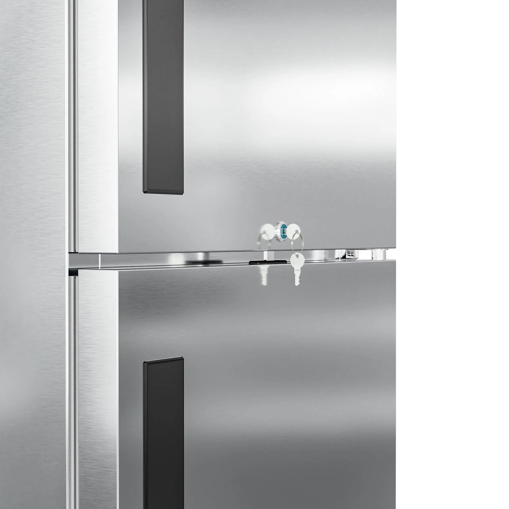 29 in. Stainless Steel Reach-In Freezer 23 cu. ft. X4959