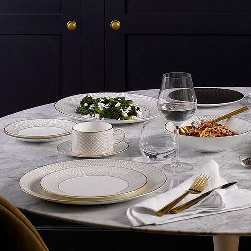 Two-Tier Cake Stand U3482
