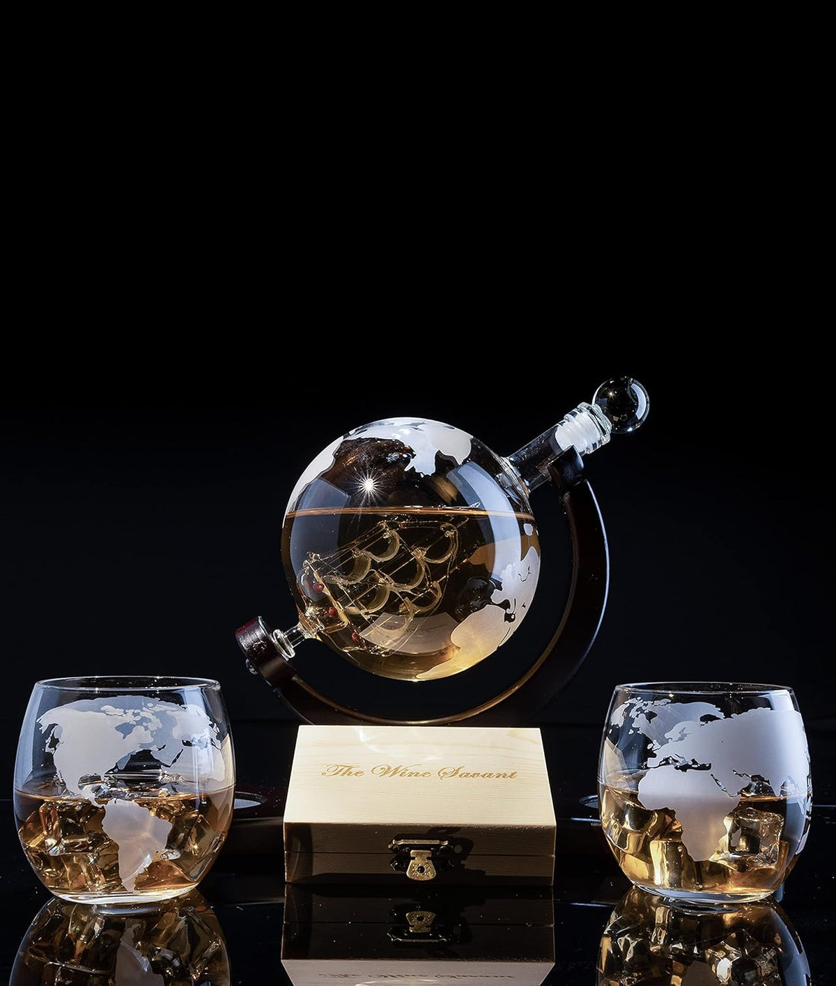 Globe Whiskey Decanter Set with 2 Etched Whisky Glasses and Whiskey Stones 850ml A940